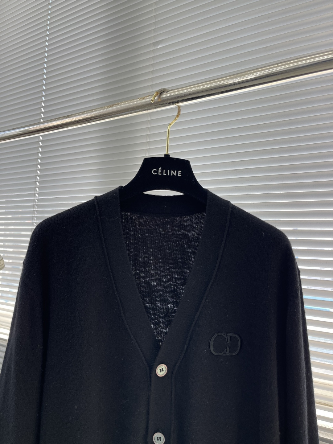 -Dio 2025秋冬系列毛衣开衫尺码: S-XXL 微阔版型工艺：亲肤柔软 保暖性好 经典百搭 上身时