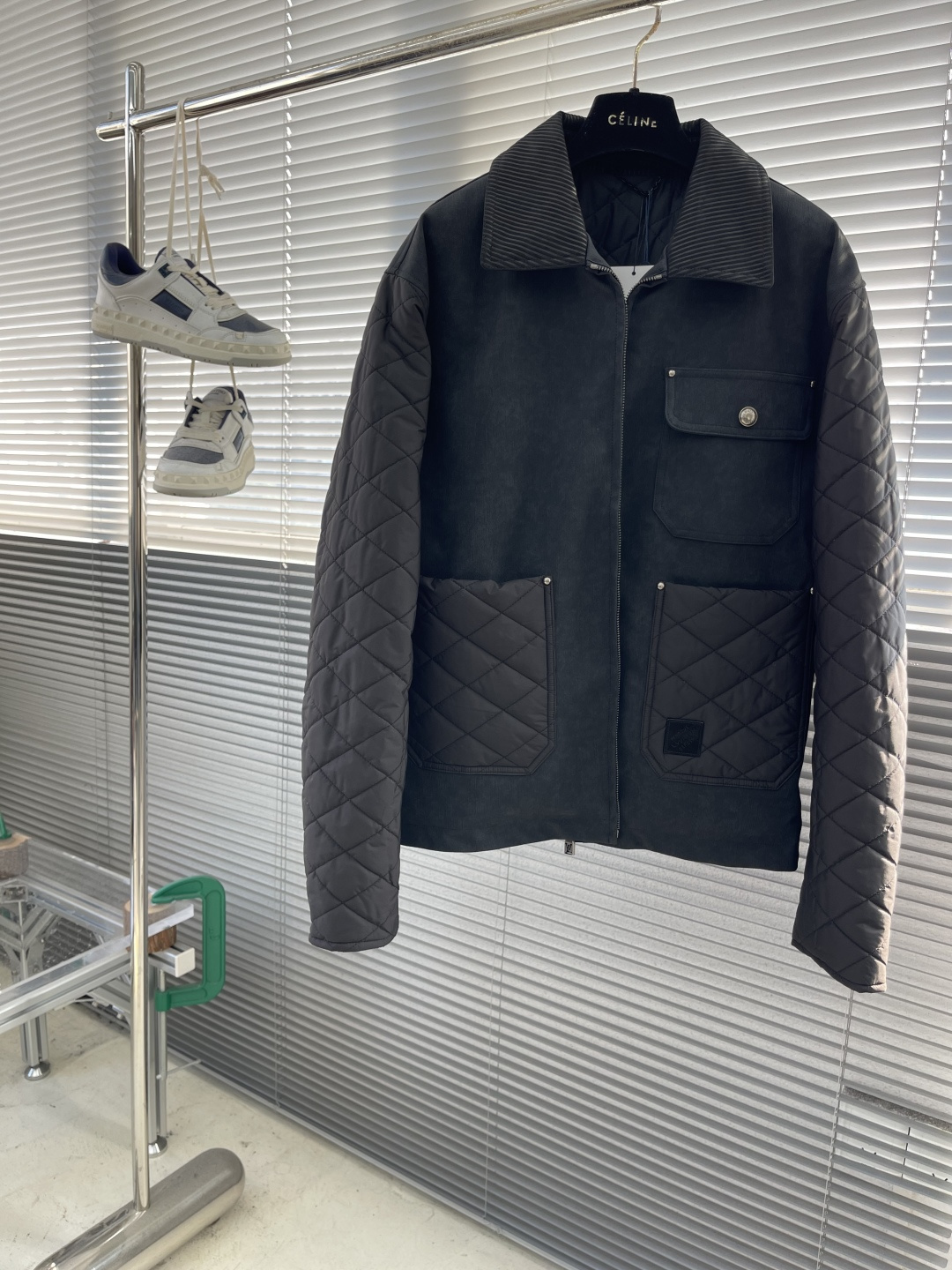 -驴牌 2025秋冬新品翻领夹克外套精选胎牛皮材料制作领口，原版开发压纹1：1还原前幅皮革做旧工艺配绗绣