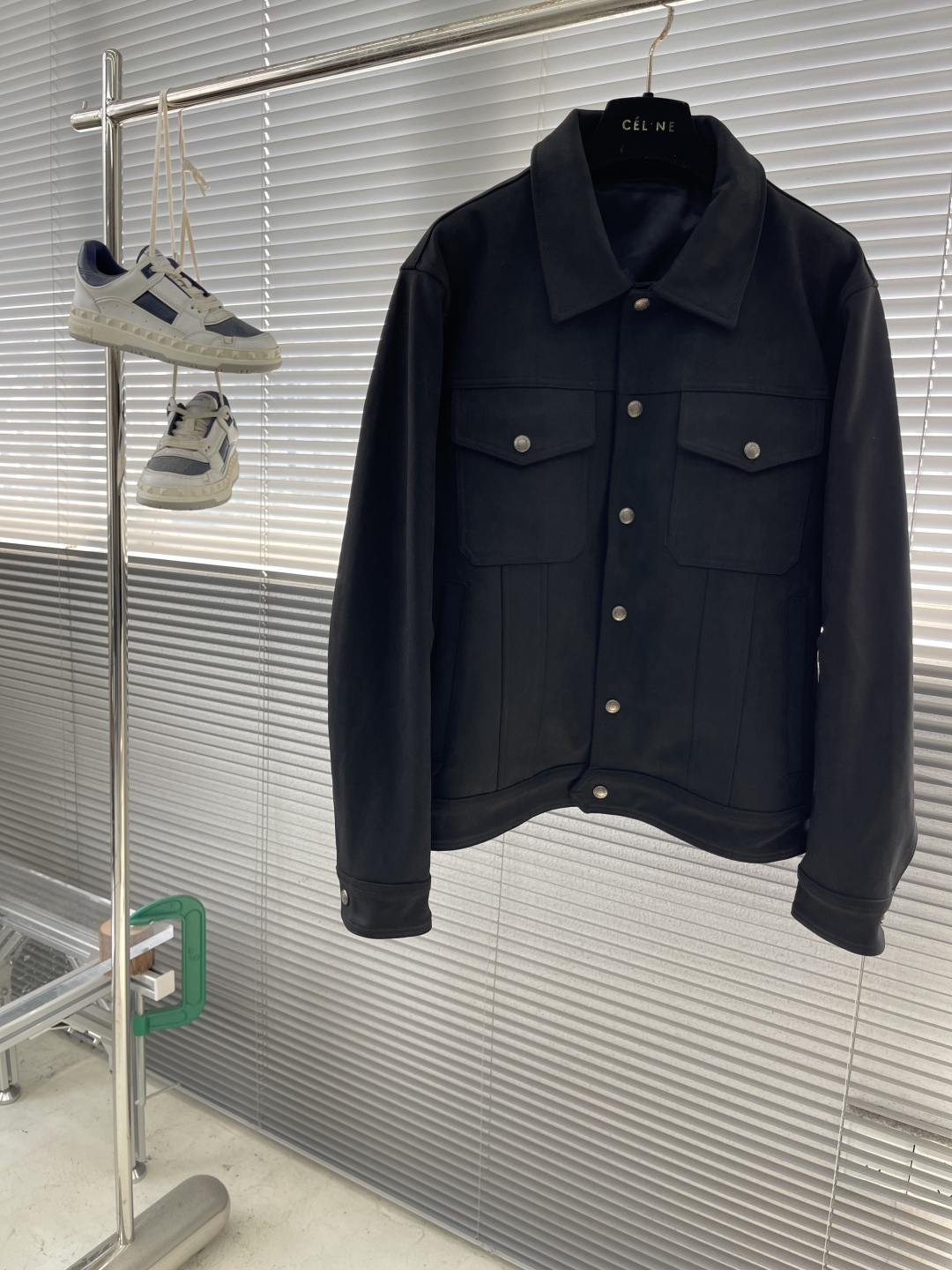 -Tom Ford 25fw男士新款口袋麂皮绒夹克外套，采用麂皮绒皮革精心制作，经典版型，凸显新意同时也