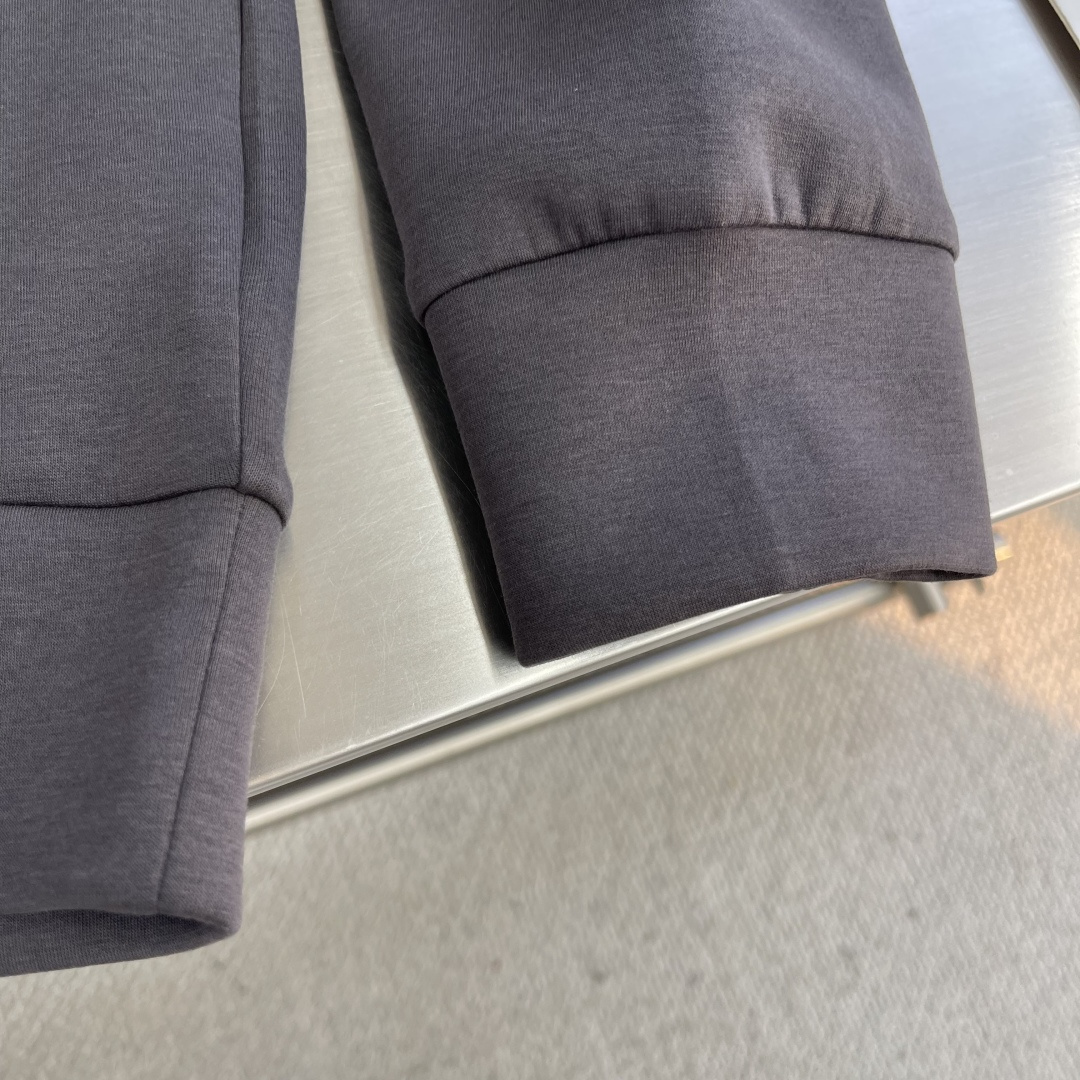 -BBR 2025秋冬系列休闲卫衣码数：M-5XL 常规版型棉莫代尔空气层。采用丝光工艺处理的双面结构，