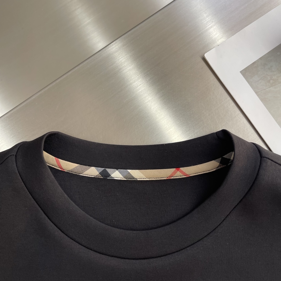 -BBR 2025秋冬系列休闲卫衣码数：M-5XL 常规版型棉莫代尔空气层。采用丝光工艺处理的双面结构，