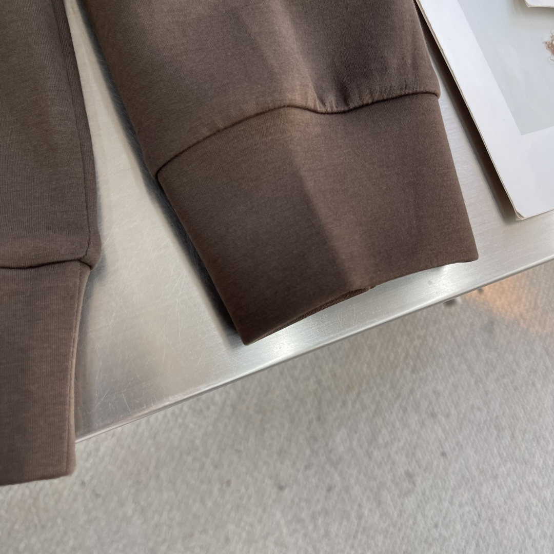 -BBR 2025秋冬系列休闲卫衣码数：M-5XL 常规版型棉莫代尔空气层。采用丝光工艺处理的双面结构，