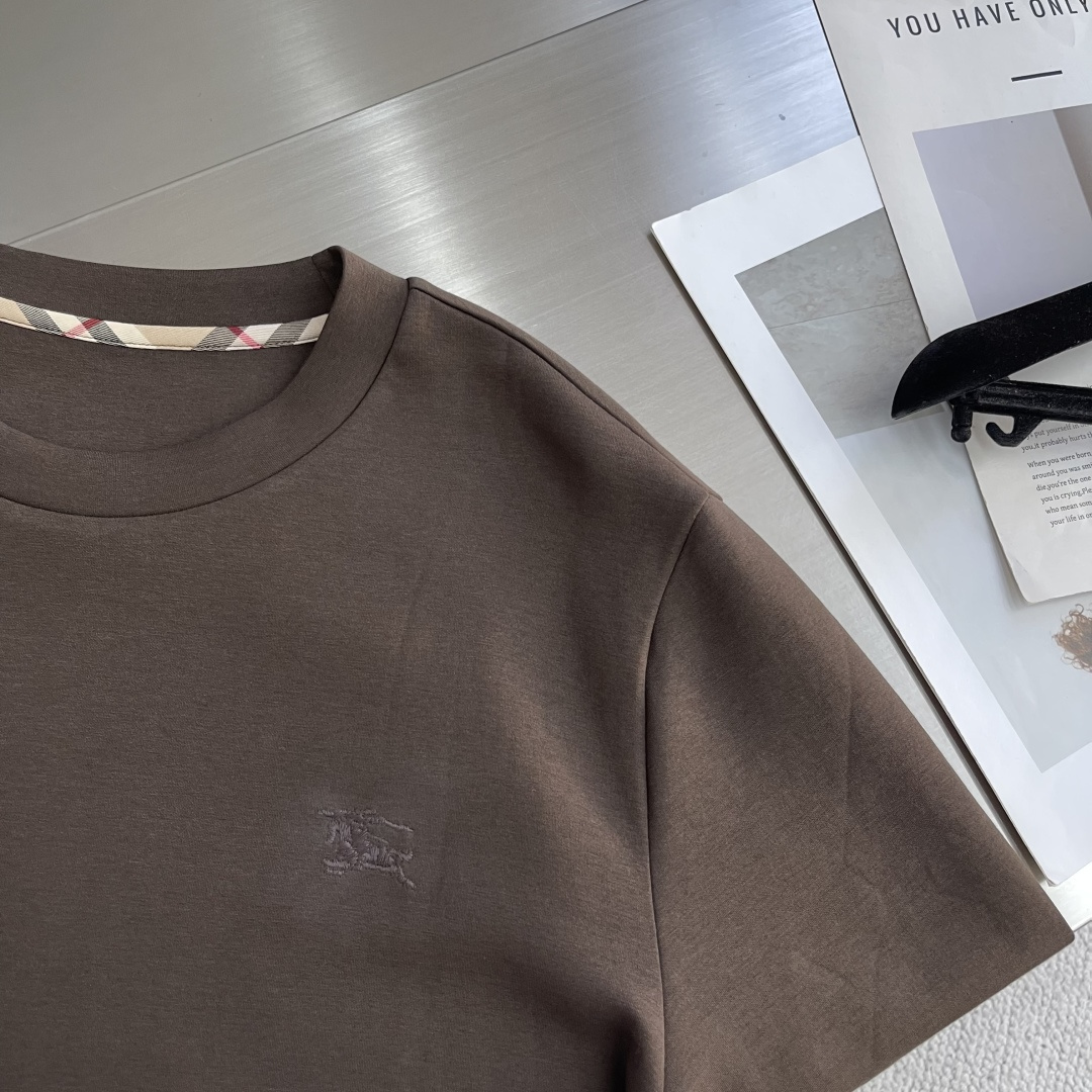 -BBR 2025秋冬系列休闲卫衣码数：M-5XL 常规版型棉莫代尔空气层。采用丝光工艺处理的双面结构，