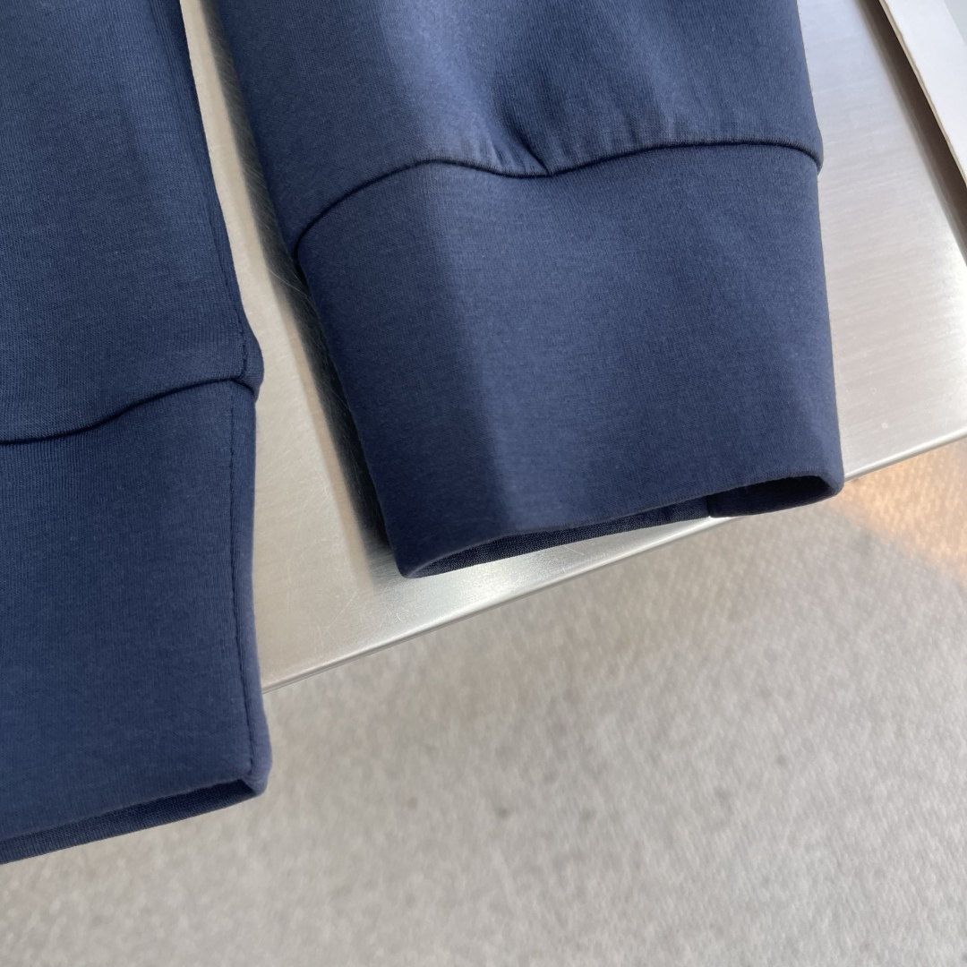 -BBR 2025秋冬系列休闲卫衣码数：M-5XL 常规版型棉莫代尔空气层。采用丝光工艺处理的双面结构，