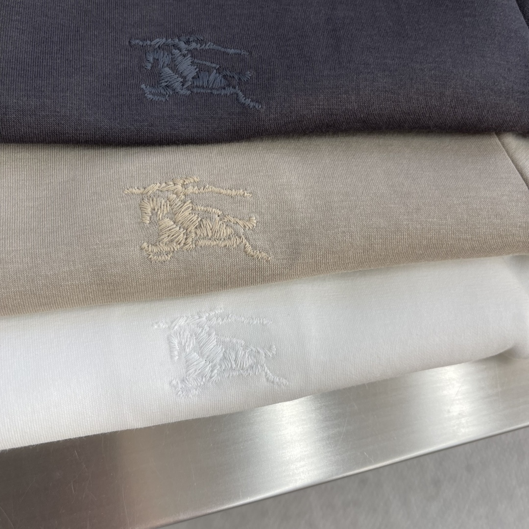 -BBR 2025秋冬系列休闲卫衣码数：M-5XL 常规版型棉莫代尔空气层。采用丝光工艺处理的双面结构，