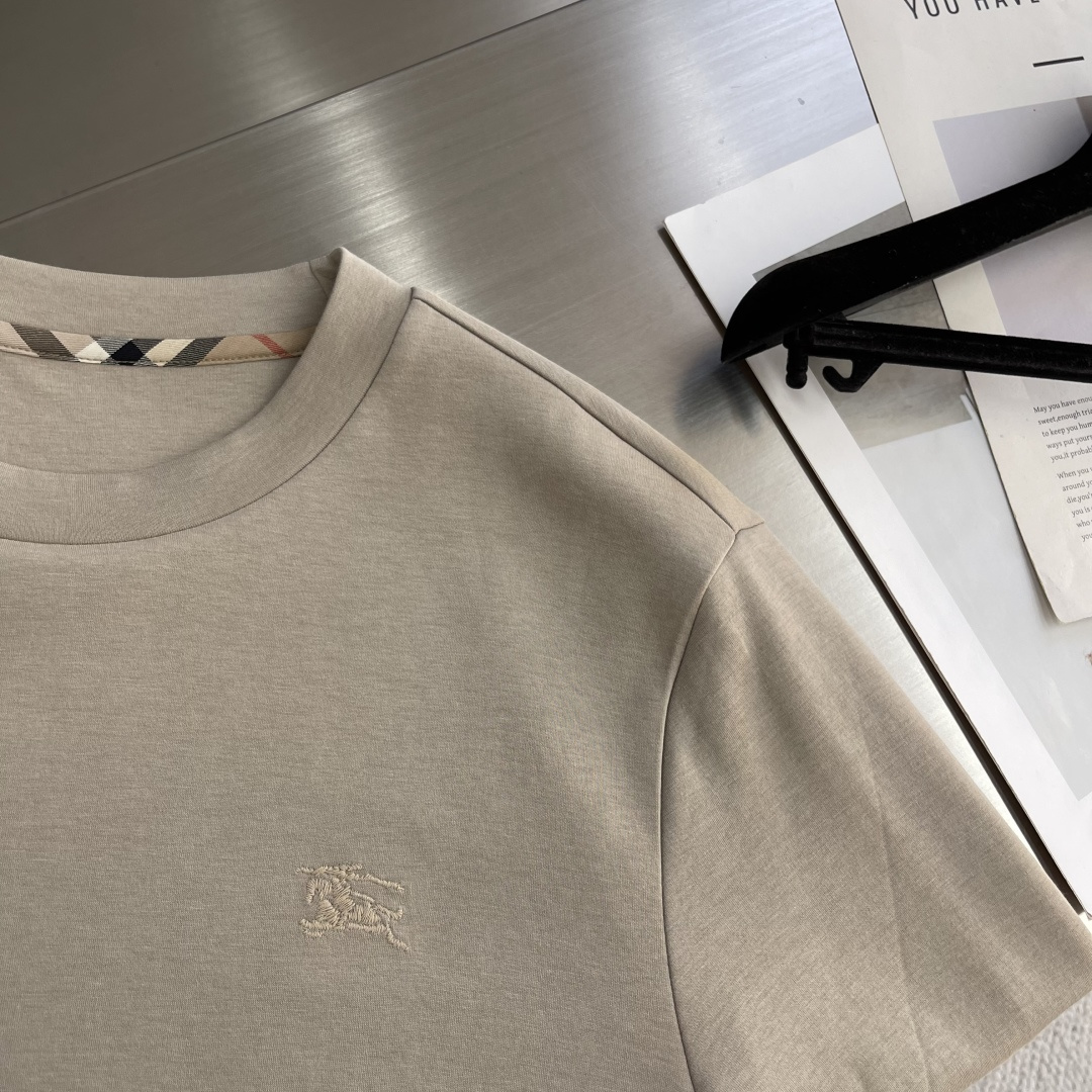 -BBR 2025秋冬系列休闲卫衣码数：M-5XL 常规版型棉莫代尔空气层。采用丝光工艺处理的双面结构，