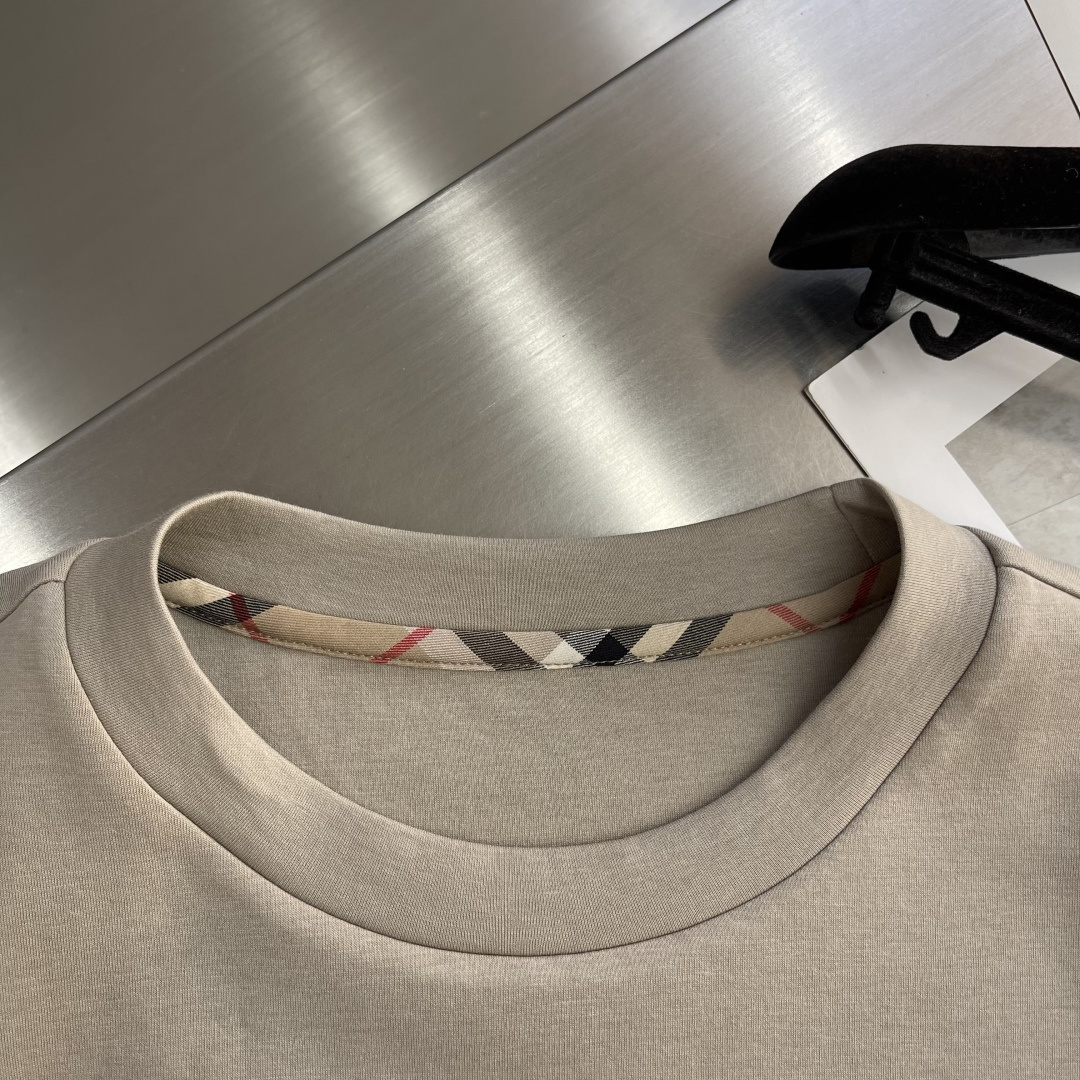 -BBR 2025秋冬系列休闲卫衣码数：M-5XL 常规版型棉莫代尔空气层。采用丝光工艺处理的双面结构，