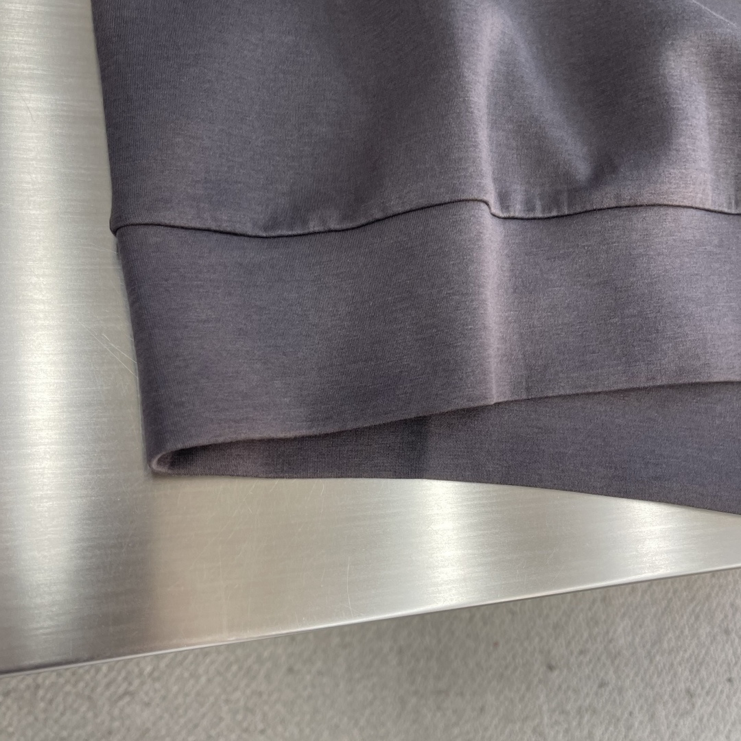 -BBR 2025秋冬系列休闲卫衣码数：M-5XL 常规版型棉莫代尔空气层。采用丝光工艺处理的双面结构，