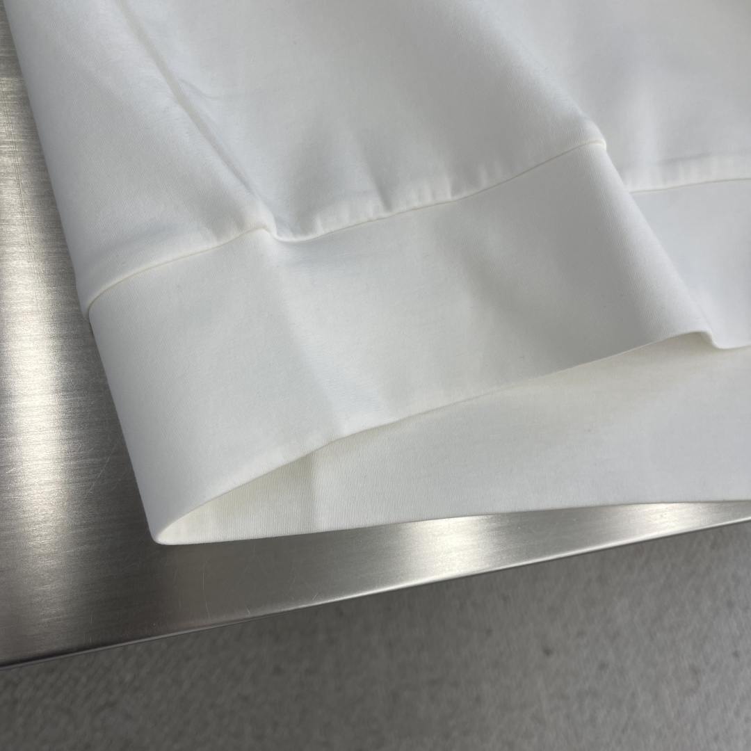 -BBR 2025秋冬系列休闲卫衣码数：M-5XL 常规版型棉莫代尔空气层。采用丝光工艺处理的双面结构，