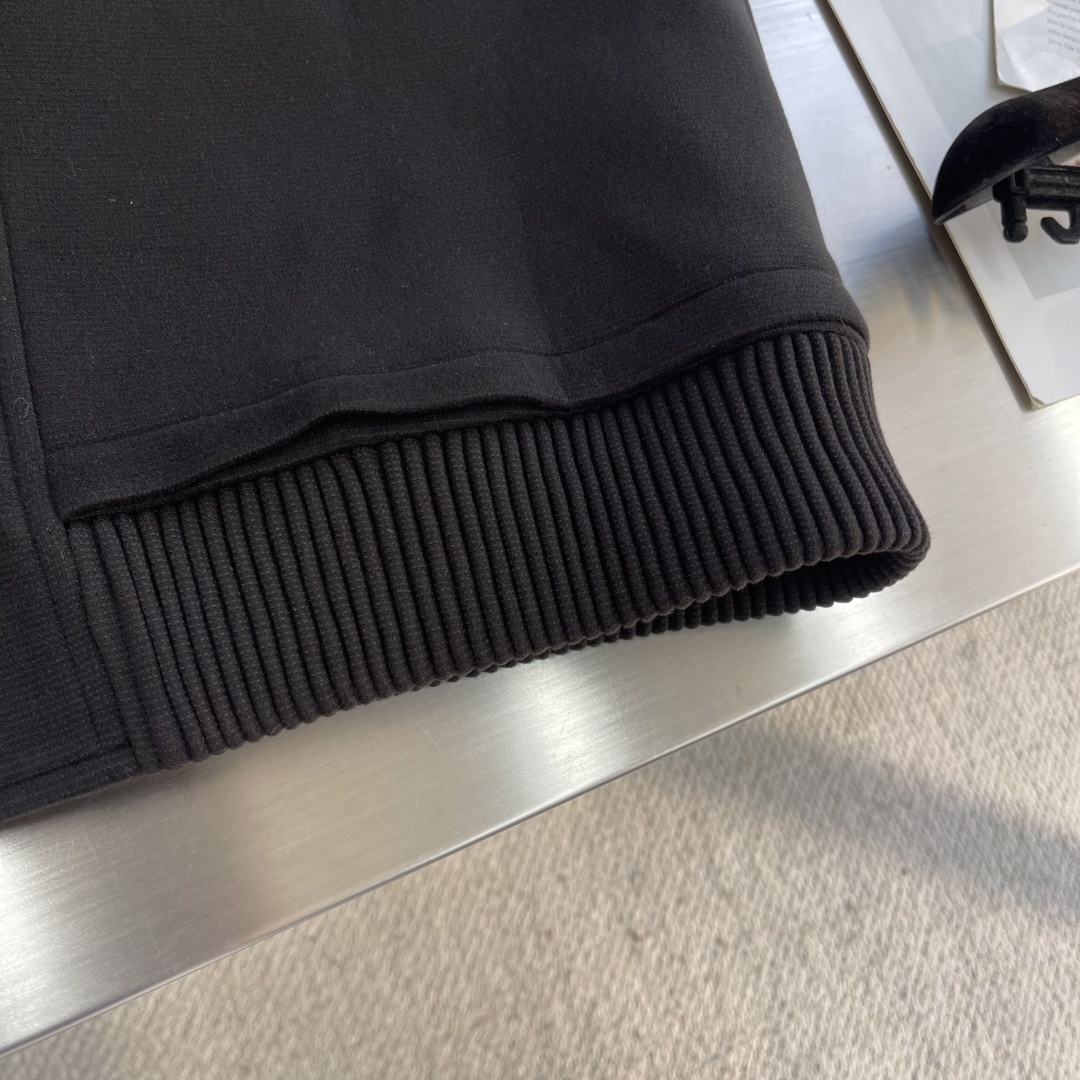 -Loro Piana 25fw新款老钱风翻领标识刺绣夹克外套客订面料或选用高端羊绒(若为羊绒面料 ),