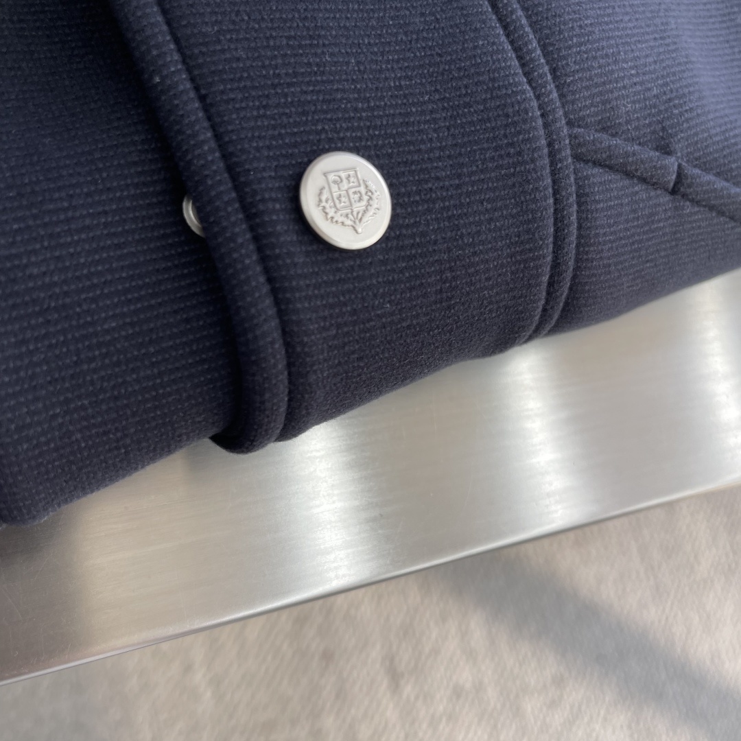 -Loro Piana 25fw新款老钱风翻领标识刺绣夹克外套客订面料或选用高端羊绒(若为羊绒面料 ),
