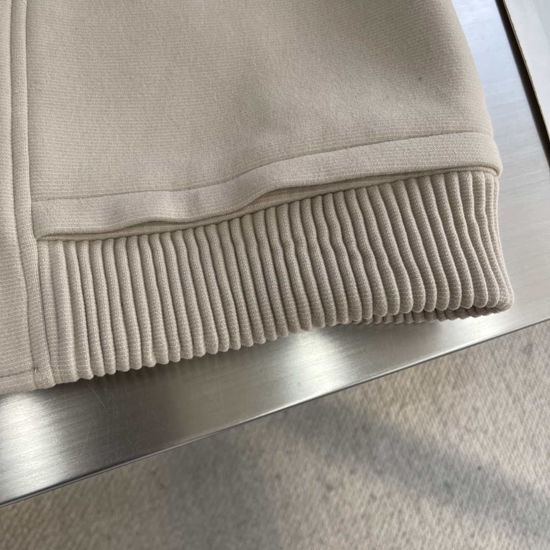 -Loro Piana 25fw新款老钱风翻领标识刺绣夹克外套客订面料或选用高端羊绒（若为羊绒面料 ），