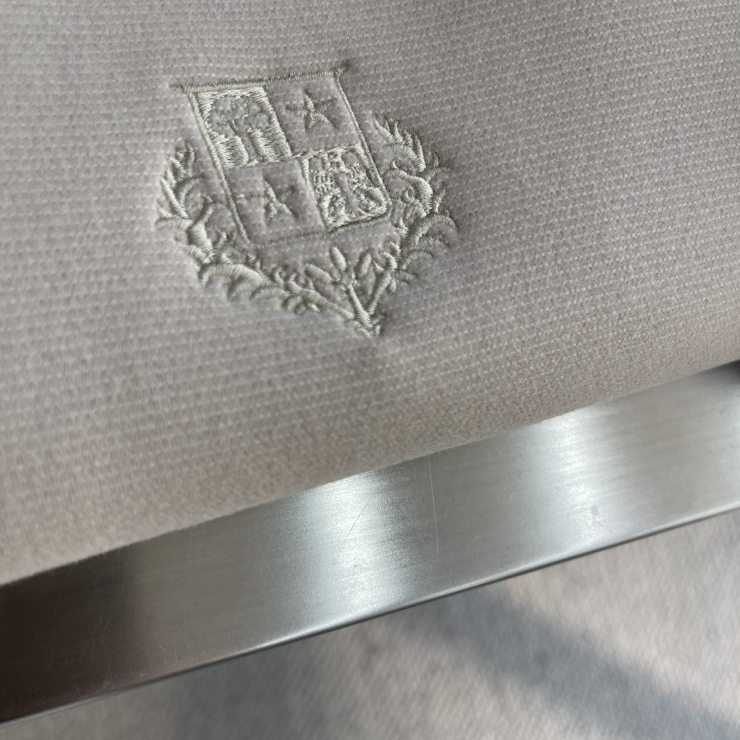 -Loro Piana 25fw新款老钱风翻领标识刺绣夹克外套客订面料或选用高端羊绒（若为羊绒面料 ），