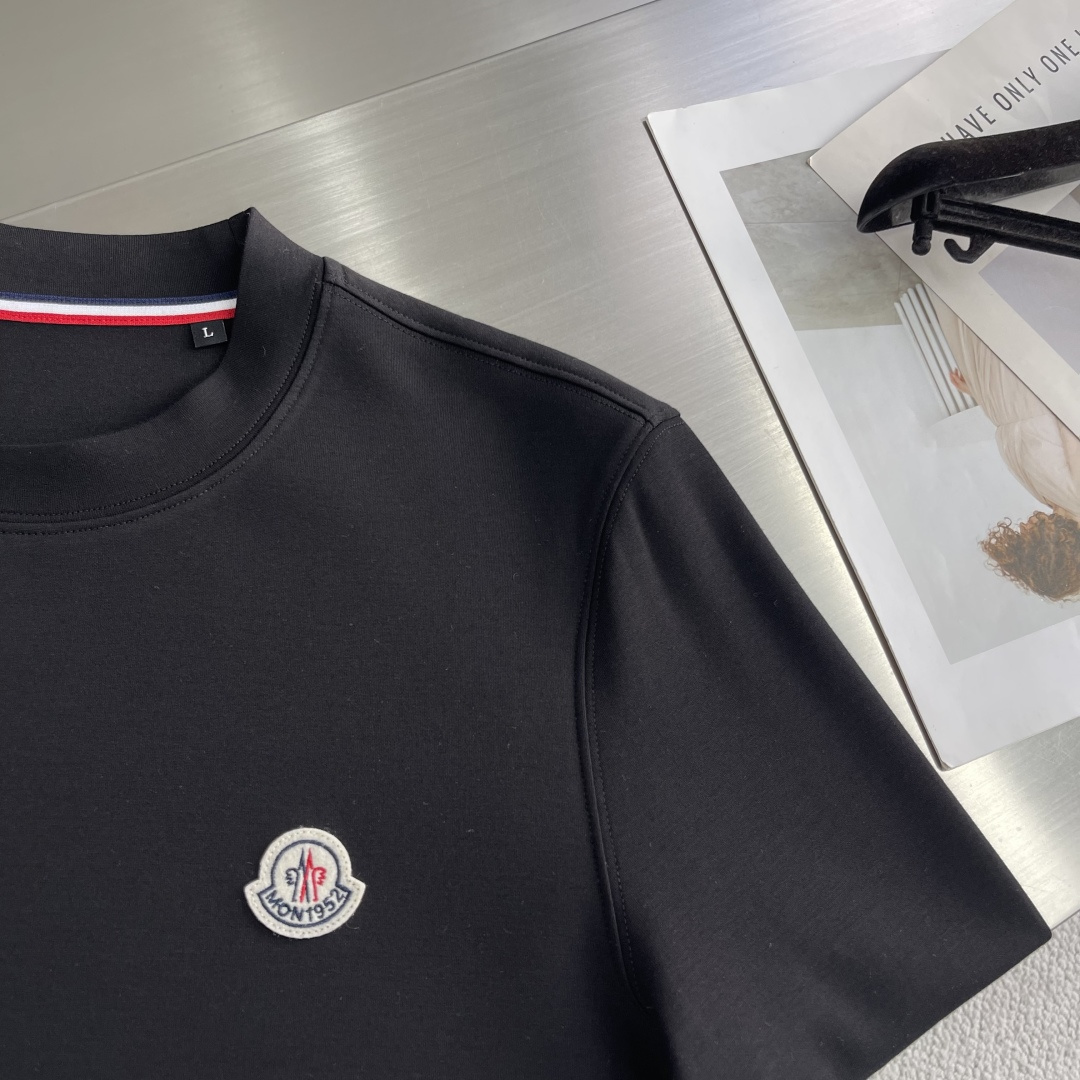 -mon 圆领长袖T恤 秋天可外穿 冬天可打底 一年四季可穿 超高性价比 随意对比面料采用原版订制压肤感