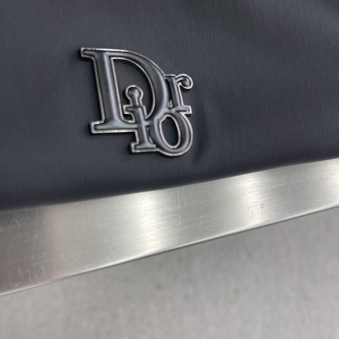 -Dio 2025秋季新品，双面可穿。简约时尚休闲夹克外套，原版进口面料，舒适透气，顶级提花工艺字母图案