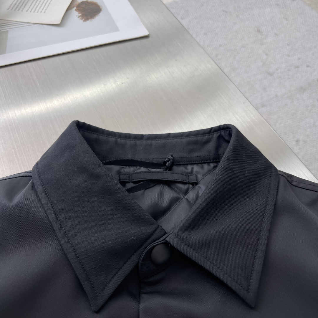 -品质赞、加棉夹克、爆款、PRAD 翻领棉服衬衣夹克外套码数：M-3XL宽松廓形夹棉保暖衬衫棉服夹克外套