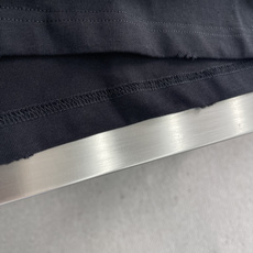 -Stone Island 2026秋冬系列长袖薄T 码数:M-5XL 微阔版型 绒感双纱面料。面料表面食毛做磨毛工 -Stone Island 2026秋冬系列长袖薄T 码数:M-5XL 微阔版型 绒感双纱面料。面料表面食毛做磨毛工