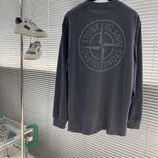 -Stone Island 2026秋冬系列长袖薄T 码数:M-5XL 微阔版型 绒感双纱面料。面料表面食毛做磨毛工 -Stone Island 2026秋冬系列长袖薄T 码数:M-5XL 微阔版型 绒感双纱面料。面料表面食毛做磨毛工