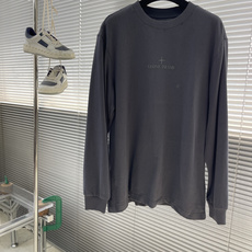 -Stone Island 2026秋冬系列长袖薄T 码数:M-5XL 微阔版型 绒感双纱面料。面料表面食毛做磨毛工 -Stone Island 2026秋冬系列长袖薄T 码数:M-5XL 微阔版型 绒感双纱面料。面料表面食毛做磨毛工