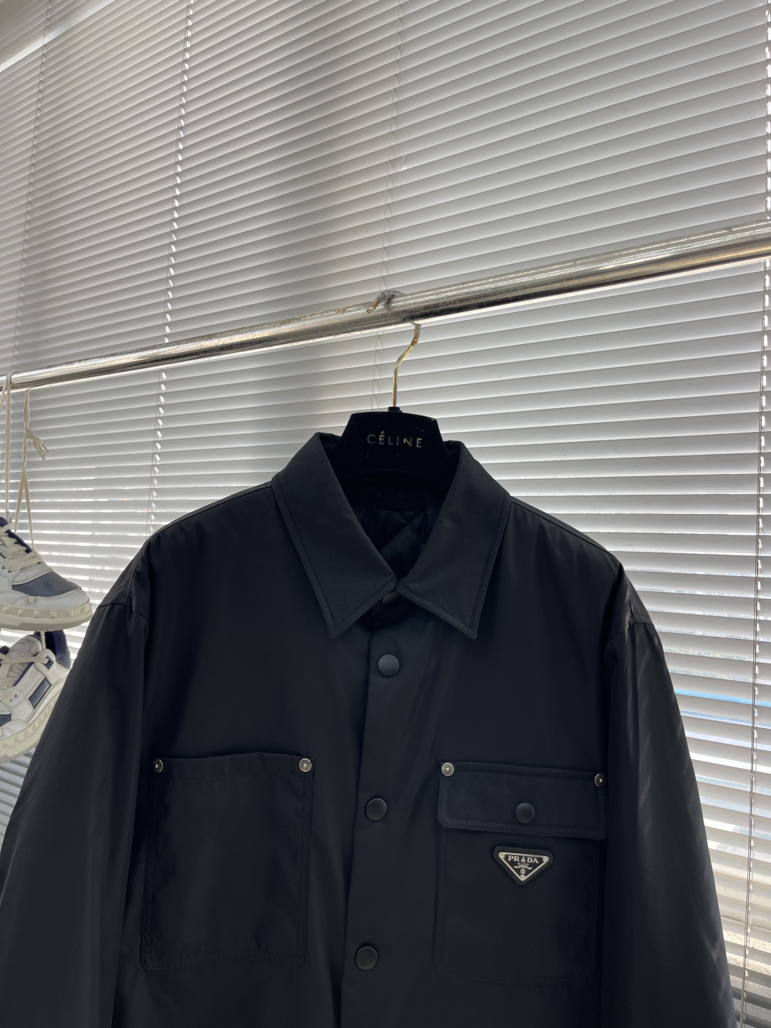 -品质赞、加棉夹克、爆款、PRAD 翻领棉服衬衣夹克外套码数：M-3XL宽松廓形夹棉保暖衬衫棉服夹克外套