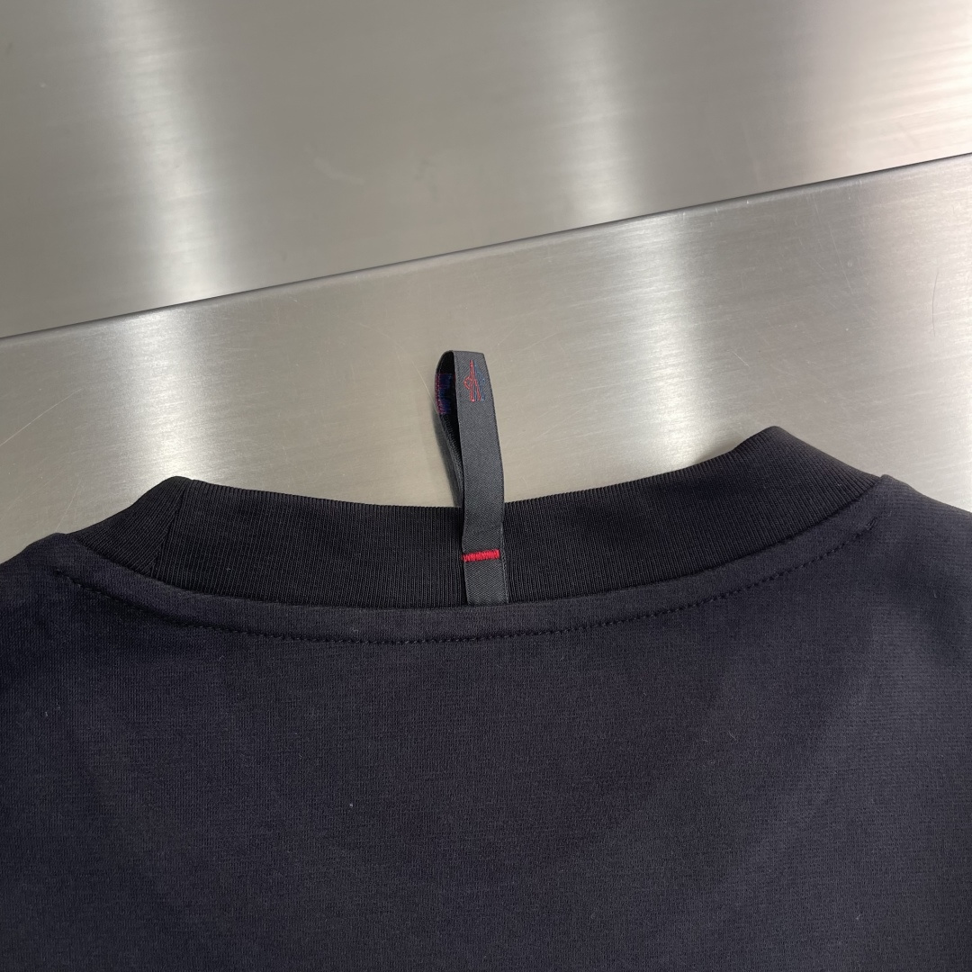 -mon 2025秋冬系列打底长袖T恤码数：M-5XL 微阔长袖T潮流罗马磨毛。面料表面刷毛做磨毛工艺与