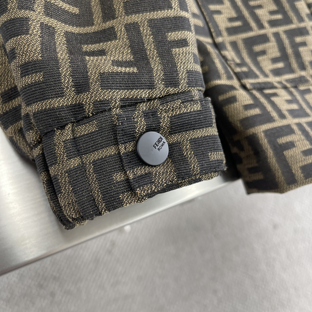 -FEND 2025ss秋冬新款系列🆕F家休闲连帽 超高工艺！精选进口高密度提花面料打造 超轻盈无重感 