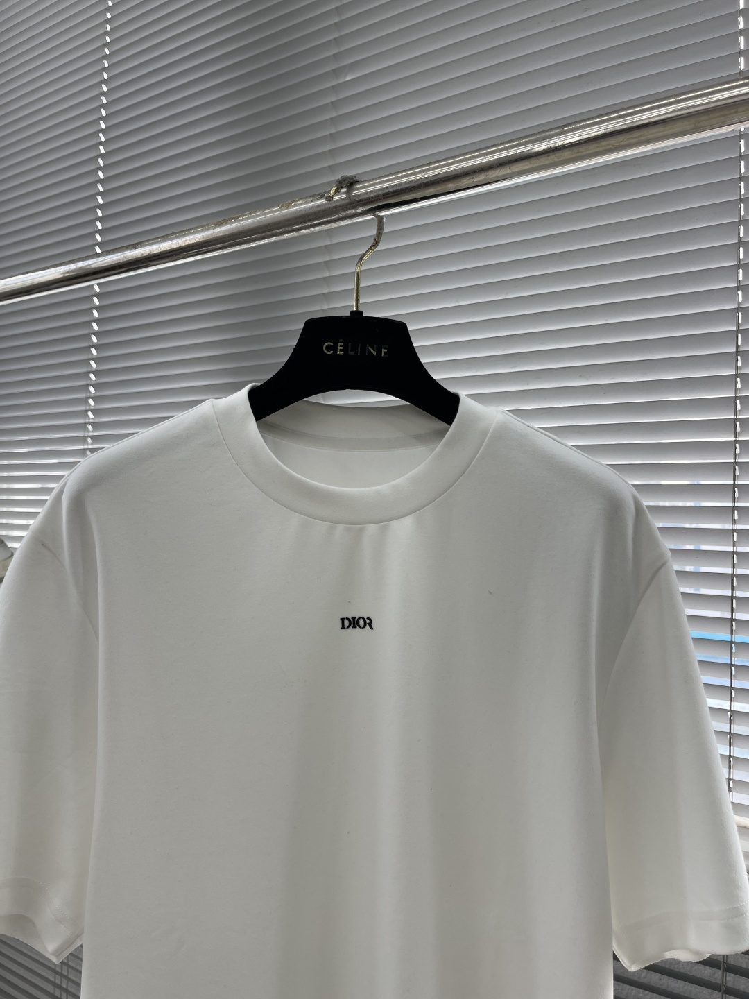 -Dio 2025秋冬系列短袖T恤码数：M-3XL 微阔版型DI*R短袖，天竹抗菌保暖棉面料，集棉的舒适