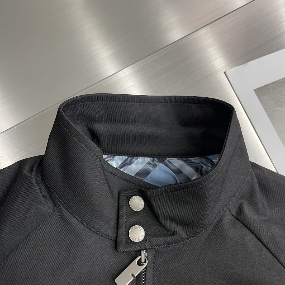 -BBR 2025秋季最新品，专柜同步有售，原单狠货，休闲外套，进口原版面料，上身舒适透气，顶级印花工艺