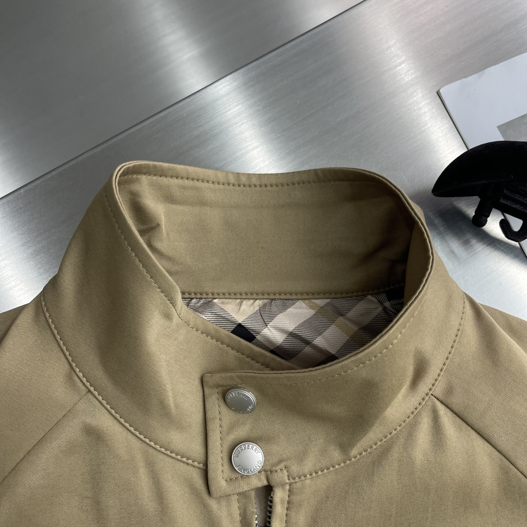 -BBR 2025秋季最新品，专柜同步有售，原单狠货，休闲外套，进口原版面料，上身舒适透气，顶级印花工艺