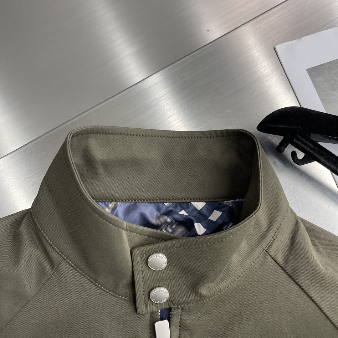 -BBR 2025秋季最新品，专柜同步有售，原单狠货，休闲外套，进口原版面料，上身舒适透气，顶级印花工艺