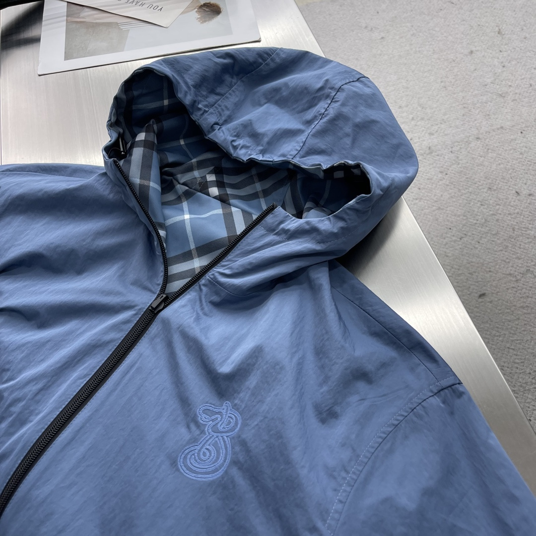 -BBR 2025秋季最新品，双面可穿夹克，专柜同步有售，原单狠货，时尚休闲连帽外套，进口原版面料，上身