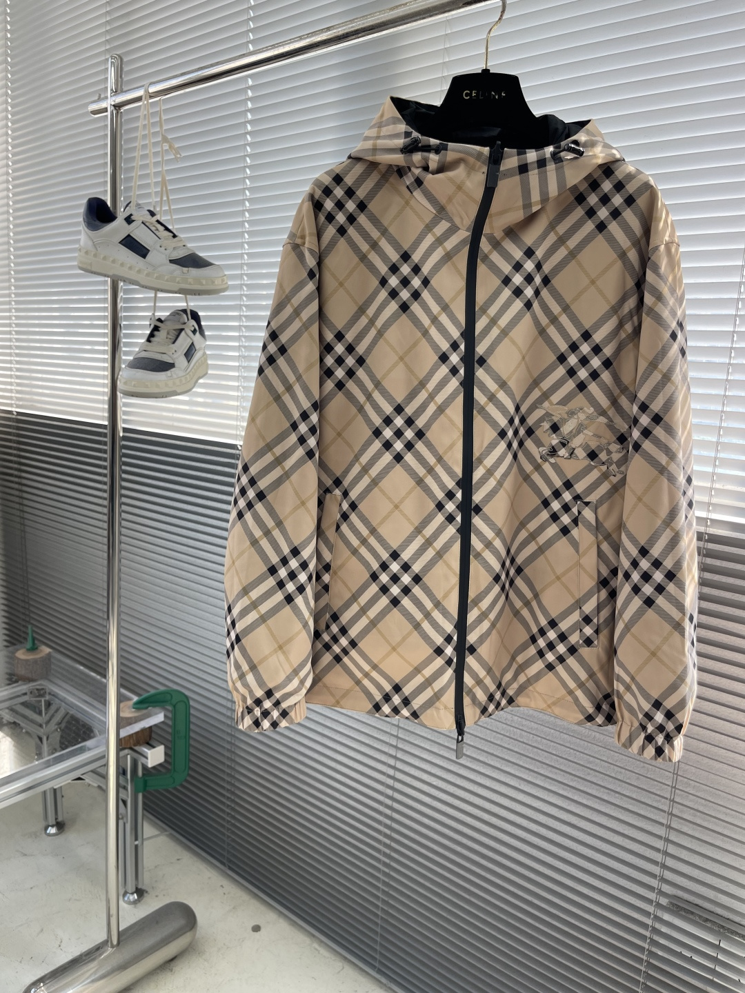 -BBR 2025秋季最新品，双面可穿夹克，专柜同步有售，原单狠货，时尚休闲连帽外套，进口原版面料，上身