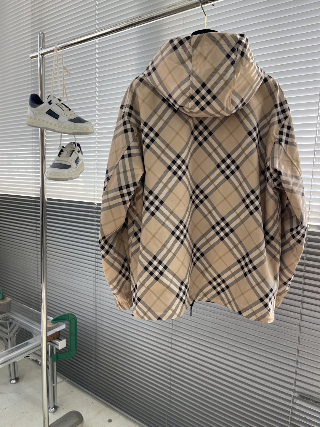 -BBR 2025秋季最新品，双面可穿夹克，专柜同步有售，原单狠货，时尚休闲连帽外套，进口原版面料，上身