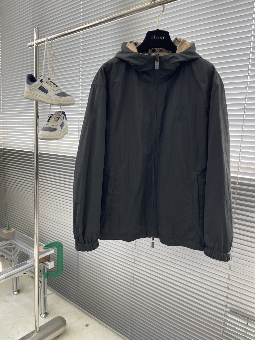 -BBR 2025秋季最新品，双面可穿夹克，专柜同步有售，原单狠货，时尚休闲连帽外套，进口原版面料，上身