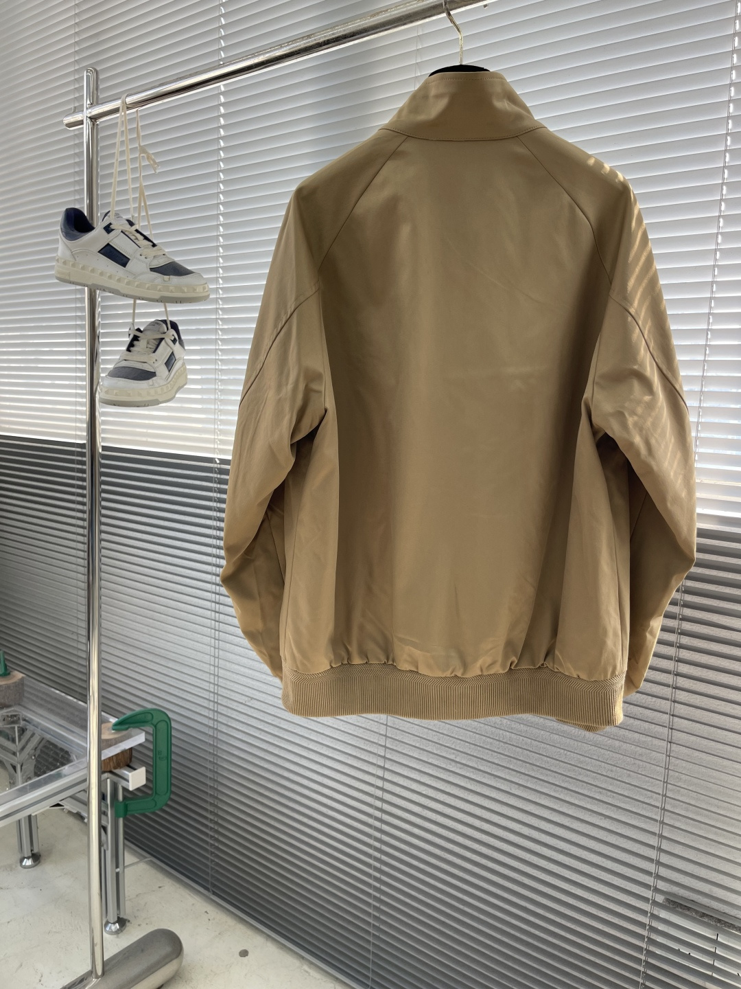 -BBR 2025秋季最新品，专柜同步有售，原单狠货，休闲外套，进口原版面料，上身舒适透气，顶级印花工艺