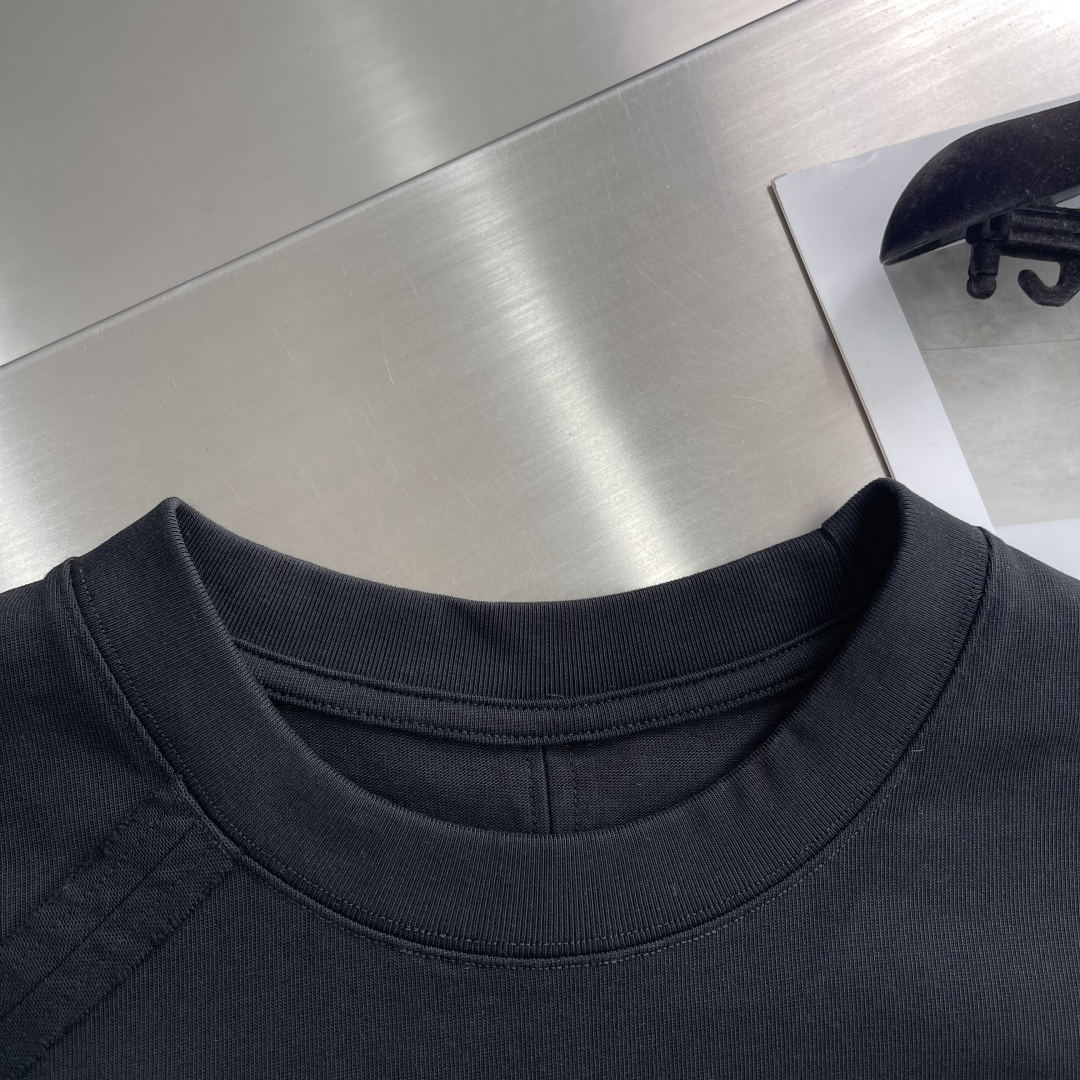 -MM6 马吉拉 2025fw新款长袖T恤爆款定制纯棉面料 重工洗水，面料舒适🈶️质感 码数：M-XXL