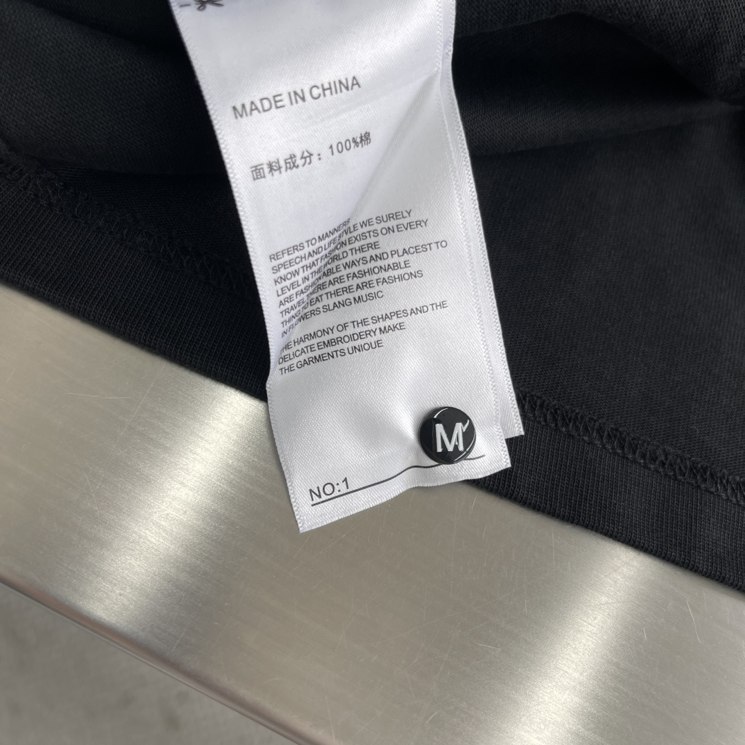 -MM6 马吉拉 2025fw新款长袖T恤爆款定制纯棉面料 重工洗水，面料舒适🈶️质感 码数：M-XXL