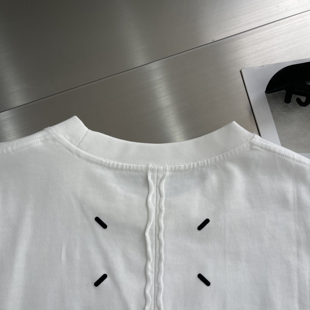 -MM6 马吉拉 2025fw新款长袖T恤爆款定制纯棉面料 重工洗水，面料舒适🈶️质感 码数：M-XXL