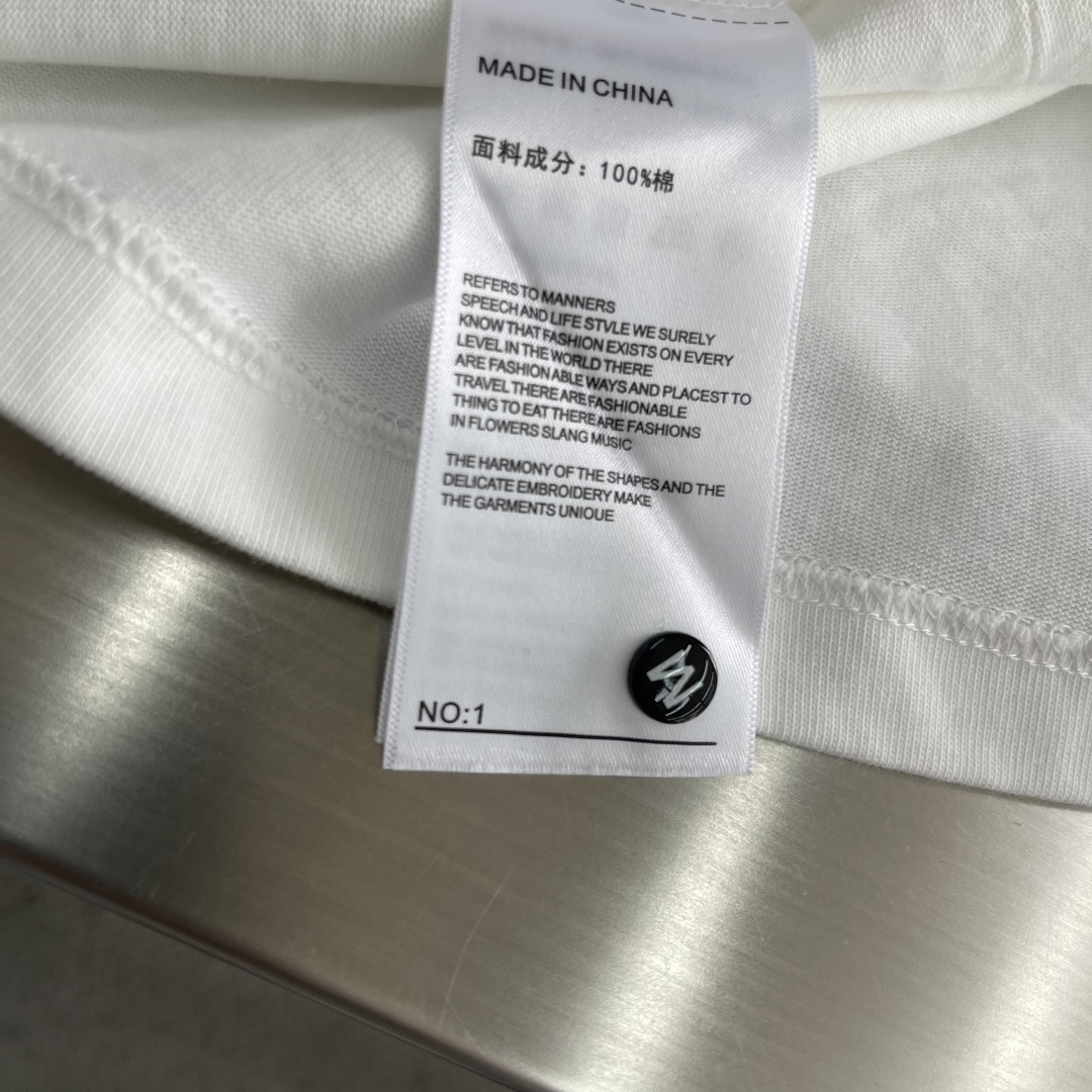 -MM6 马吉拉 2025fw新款长袖T恤爆款定制纯棉面料 重工洗水，面料舒适🈶️质感 码数：M-XXL