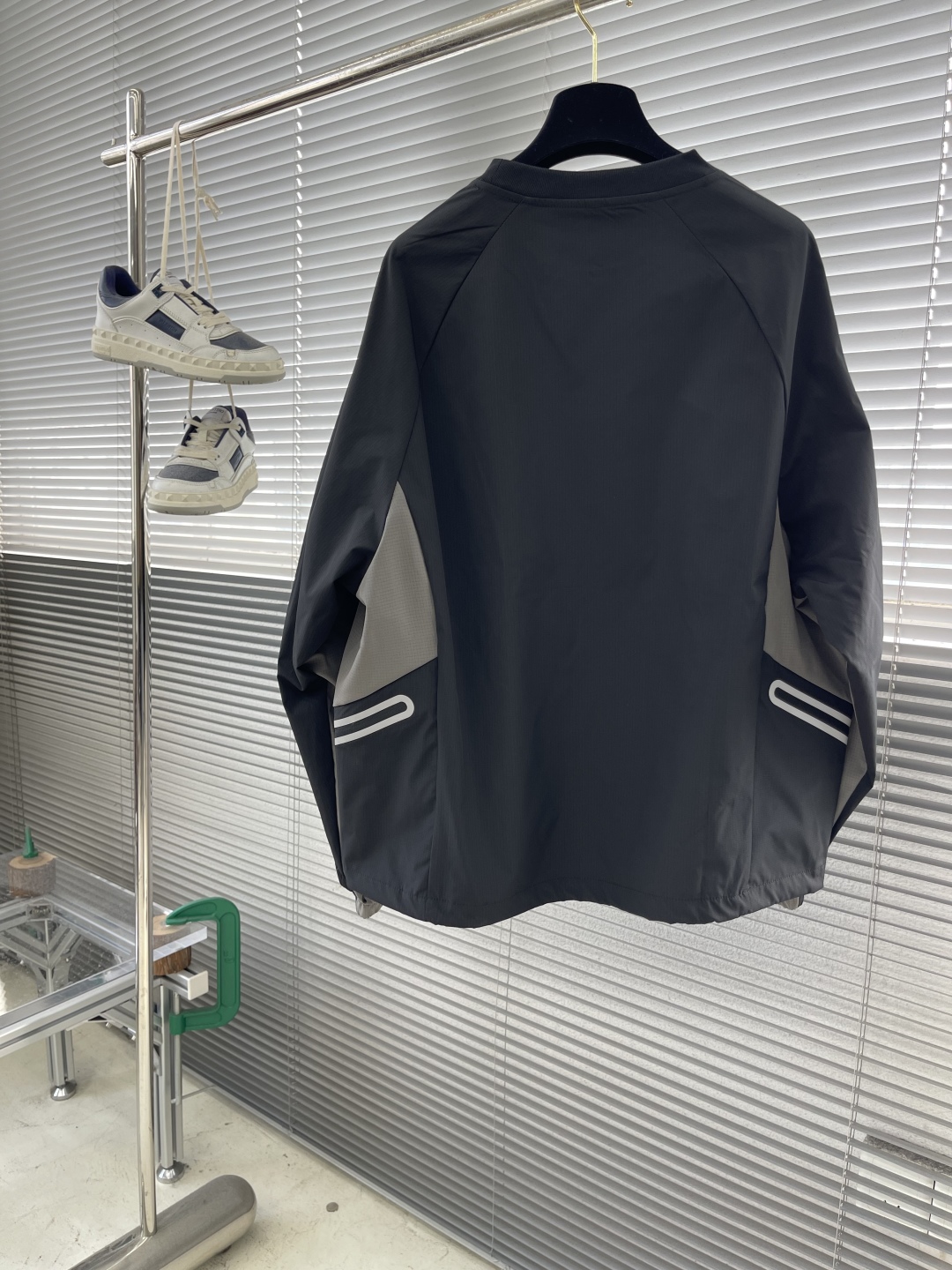 -🐦 鸟家 2025秋冬新款COVERT PULLOVER 户外运动套头卫衣。压胶口袋，进口高定科技面料