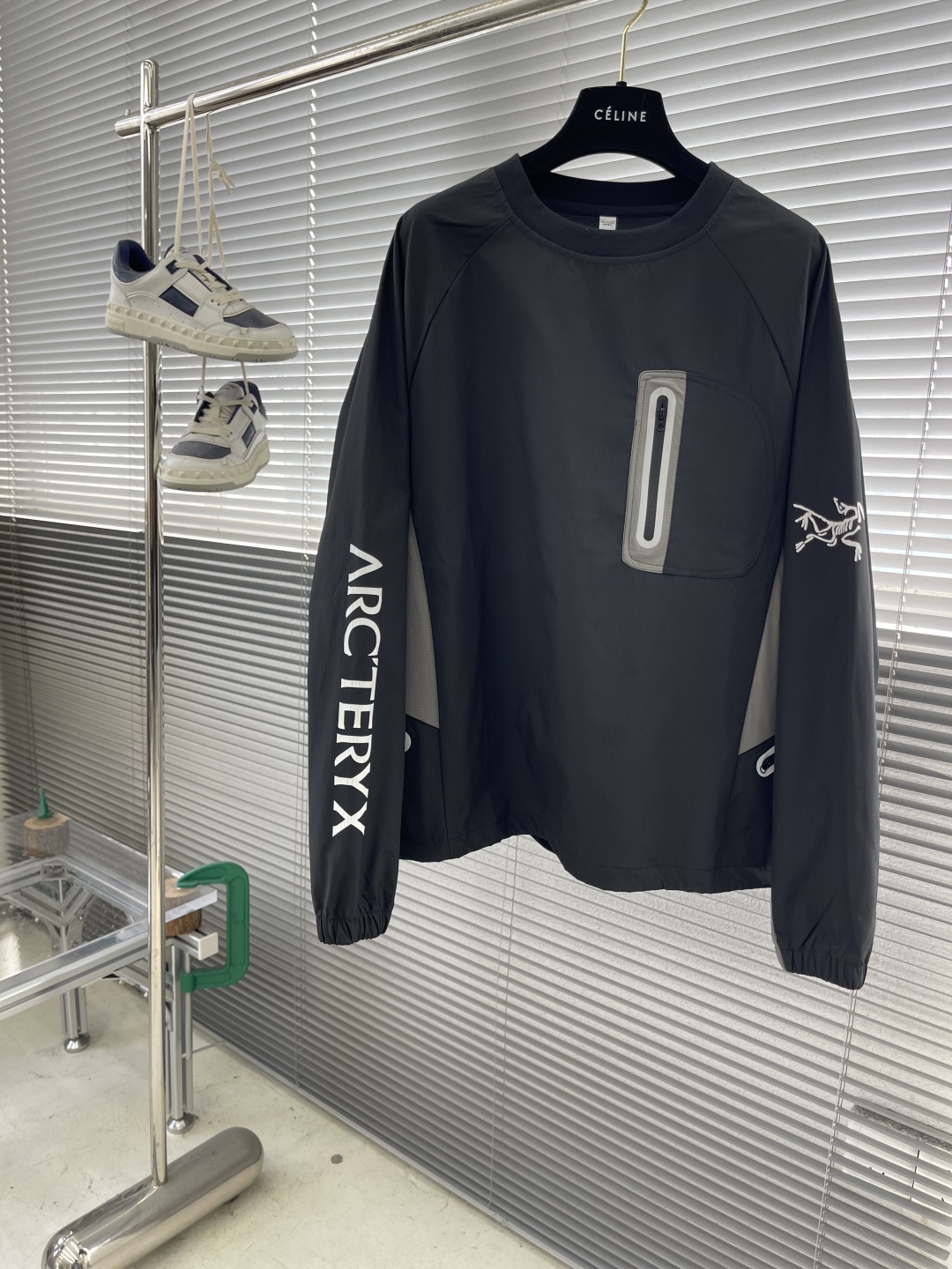 -🐦 鸟家 2025秋冬新款COVERT PULLOVER 户外运动套头卫衣。压胶口袋，进口高定科技面料