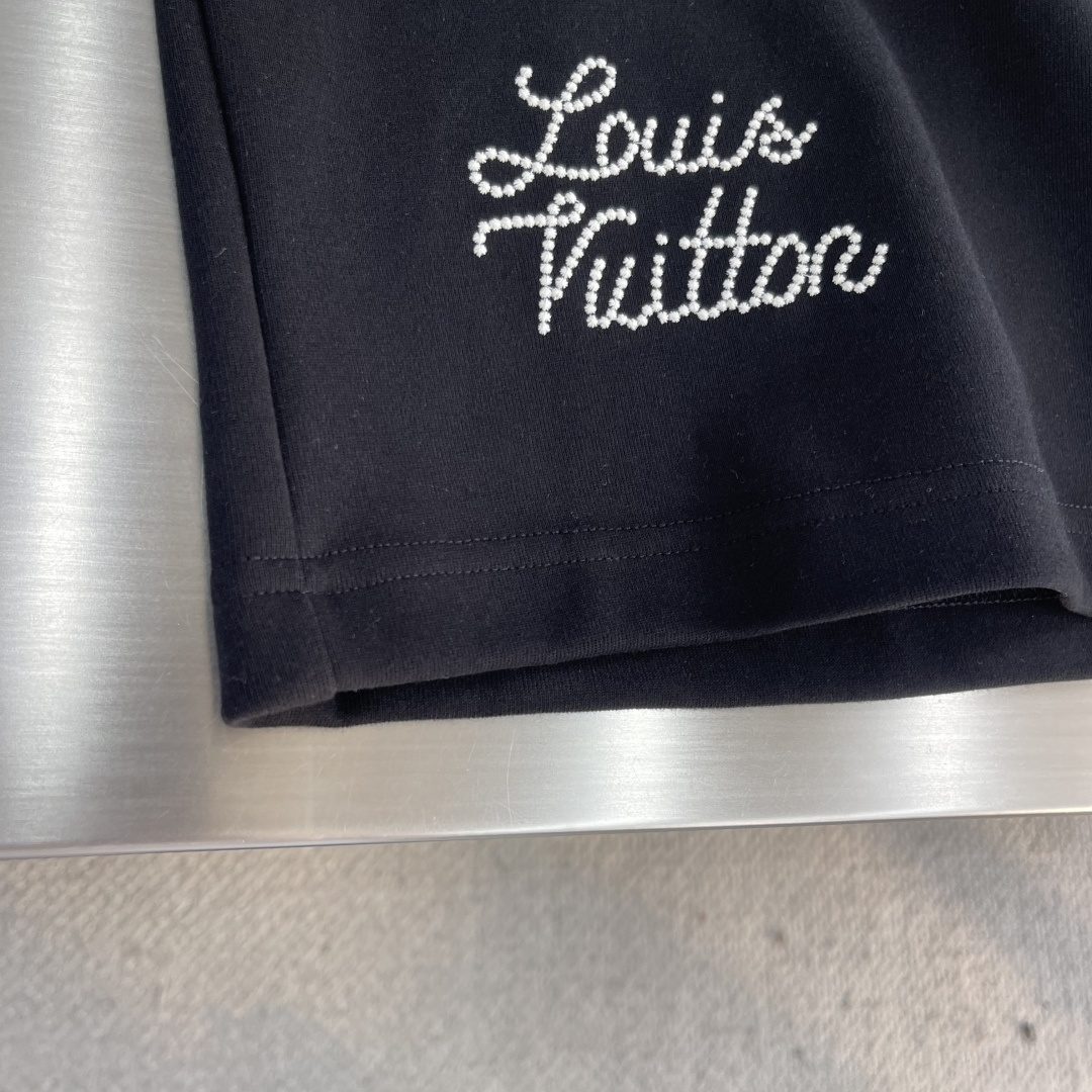 -驴牌 25fw 新款短袖T恤！走秀图案时尚休闲短袖T恤衫！设计logo设计！极具设计精选客供面料，手感