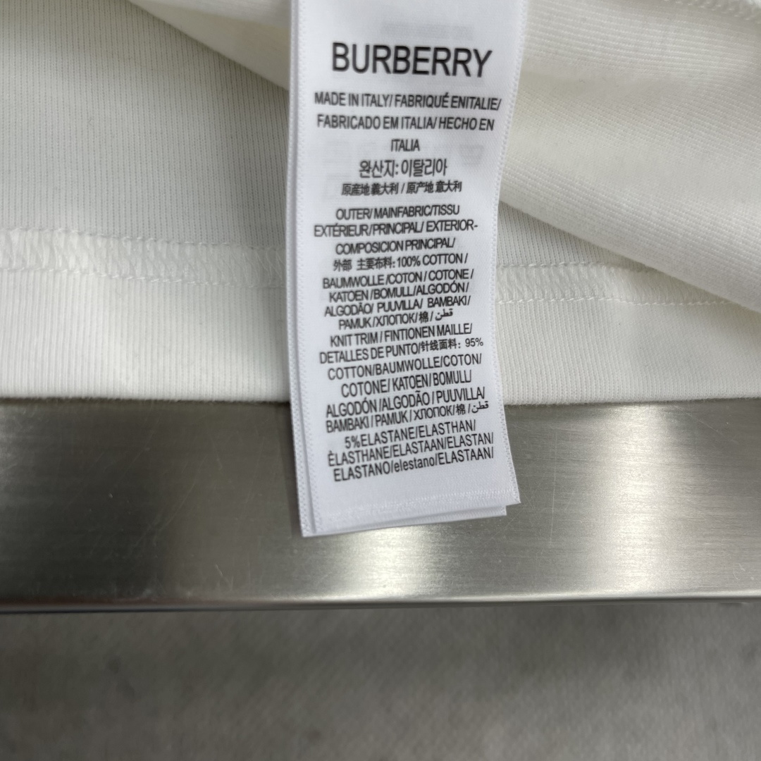 -BBR 25fw新款圆领T恤、285克重碳素磨毛纯棉面料 触感亲肤柔软且挺括有型 微阔宽松版型设计松弛