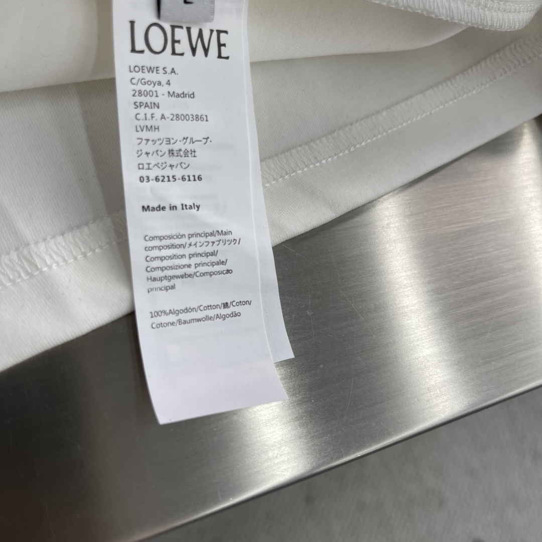-LOEW 2025秋冬新款时尚休闲打底衫长袖T恤。精选进口高密度双面拉架棉面料，精致原版logo打造，