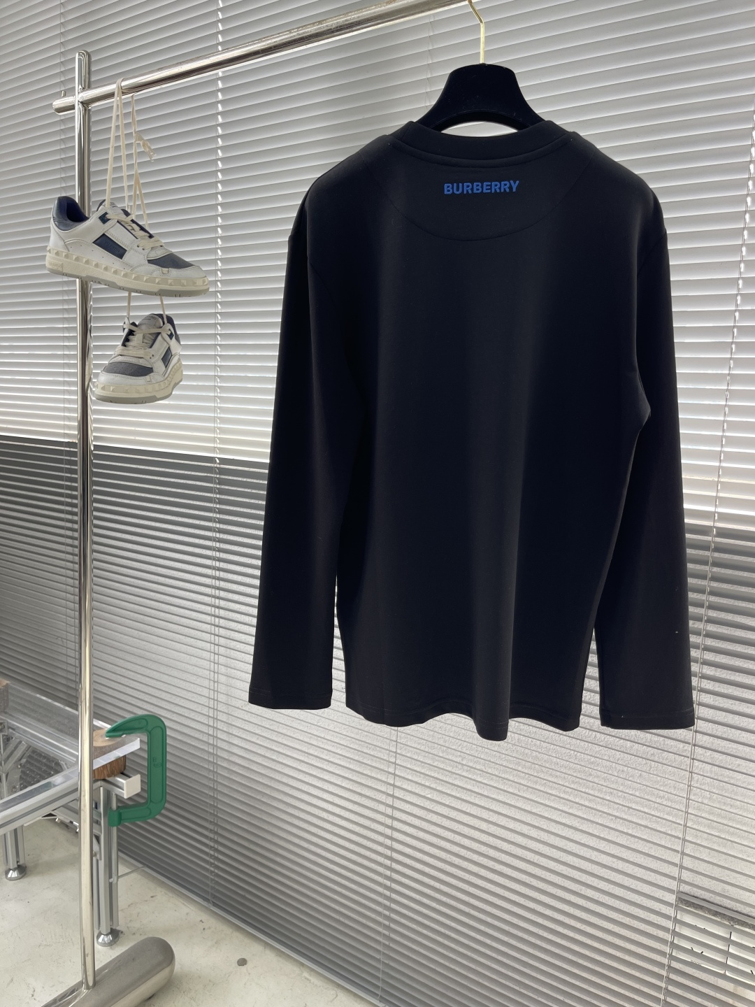 -BBR 2025秋冬新款时尚休闲打底衫长袖T恤精选进口高密度双面拉架棉面料，精致原版logo打造，舒适