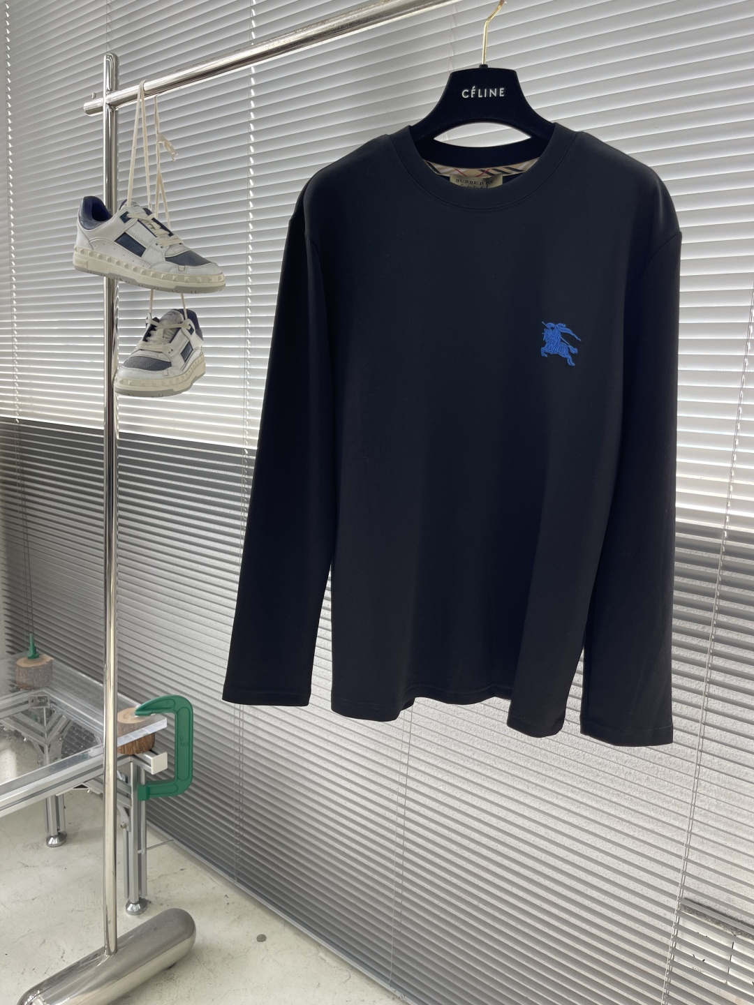 -BBR 2025秋冬新款时尚休闲打底衫长袖T恤精选进口高密度双面拉架棉面料，精致原版logo打造，舒适