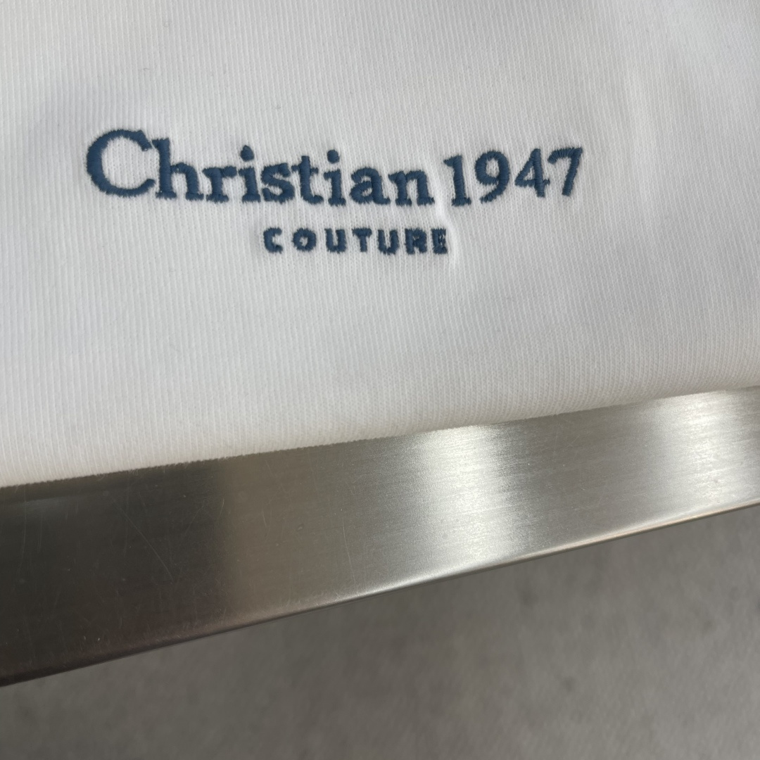 -Dio 2025秋冬系列长袖打底T恤码数：M-5XL 微阔版型绒感双纱面料，面料表面食毛做磨毛工艺肌理