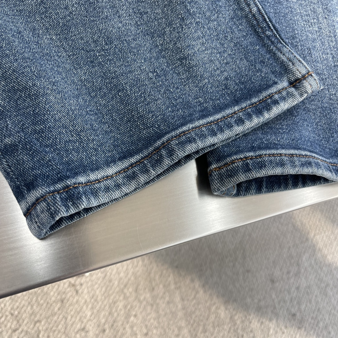 -PRAD 25早秋款 男士小直筒牛仔裤 秋冬新款超柔软，弹力面料，复杂的手工艺叠加，任何一个洗水环节多