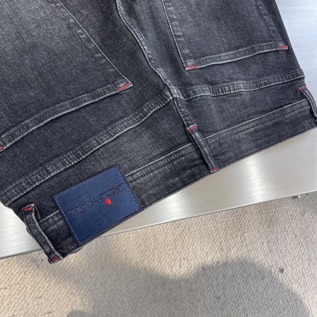 -KITON 25fw专柜新款原版牛仔裤 实体店极品 专柜原版1:1好货，适合各个年龄段。市场最高版本的