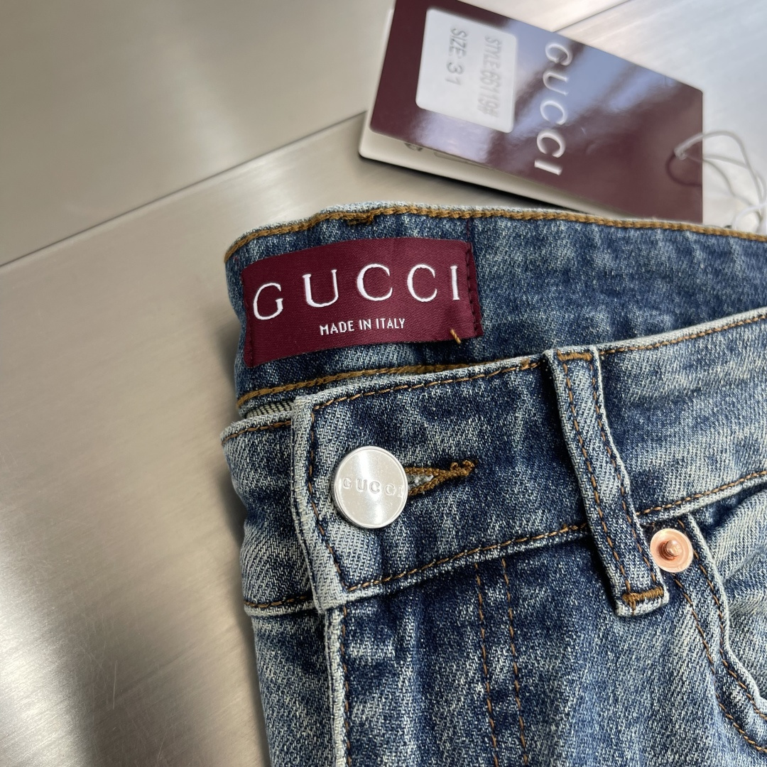 -GUCC 2025早秋新品经典男士丹宁时尚水洗牛仔裤，纯正 香港洋行渠道货 经典明星级单品，丹宁牛仔裤